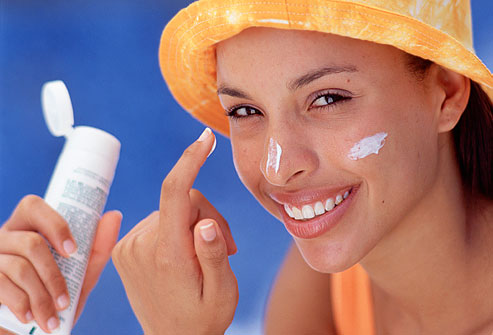 روش استفاده صحیح از کرم ضد آفتاب‌