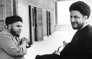 عکس امام موسی در کنار پسر عموی شهیدش محمدباقر صدر