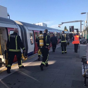 تصاویر از انفجار مترو در غرب لندن