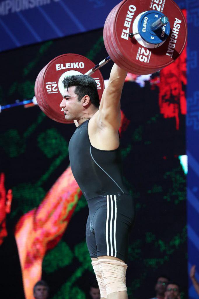 علی هاشمی وزنه بردار ۱۰۲ کیلوگرم تیم ملی در مسابقات جهانی ۲۰۱۸