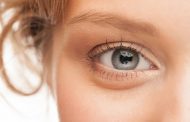 علت سیاهی زیر چشم + درمان خانگی گودی زیر چشم