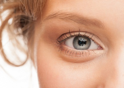 علت سیاهی زیر چشم + درمان خانگی گودی زیر چشم