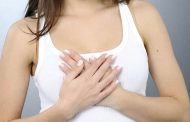 علت درد نوک سینه در زنان چیست؟
