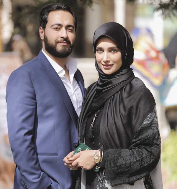 عکس پسر و عروس سفیر ایران در دانمارک