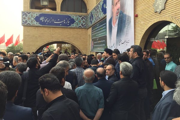 مراسم تشییع جنازه بهرام شفیع در مسجد بلال صدا و سیما