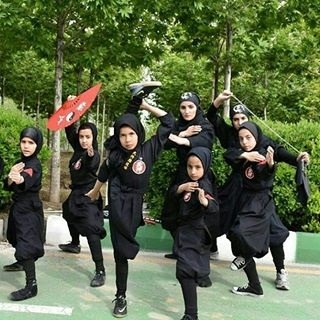 دختران نینجا شرکت کننده مسابقه عصر جدید