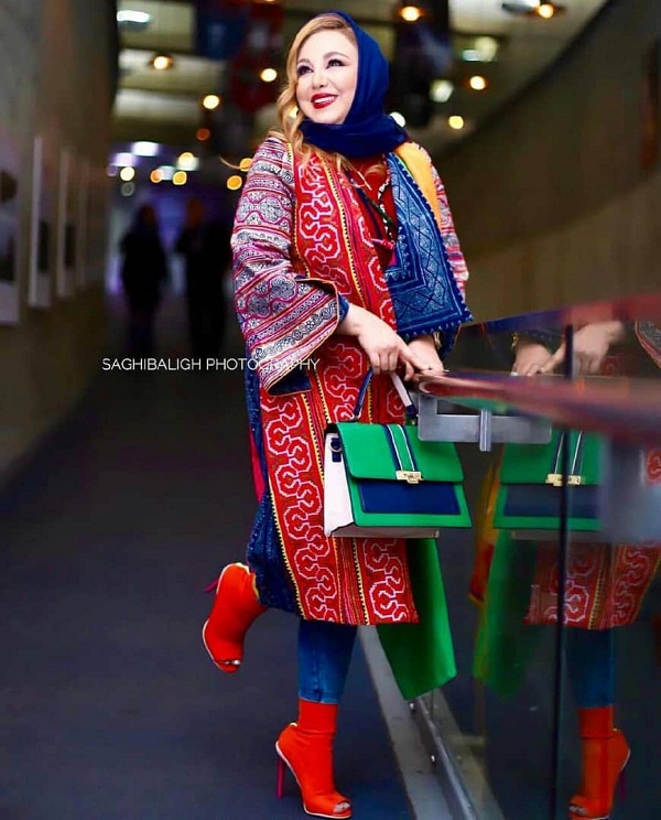 مدل مانتو بازیگران در جشنواره فجر ۹۷ - بهنوش بختیاری۵