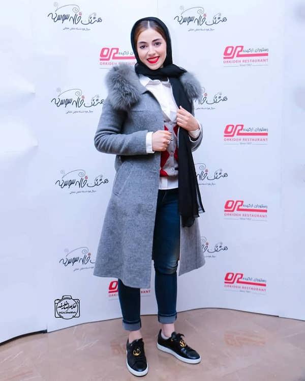مدل مانتو بازیگران در جشنواره فجر ۹۷ - نیلوفر رجایی فر۲