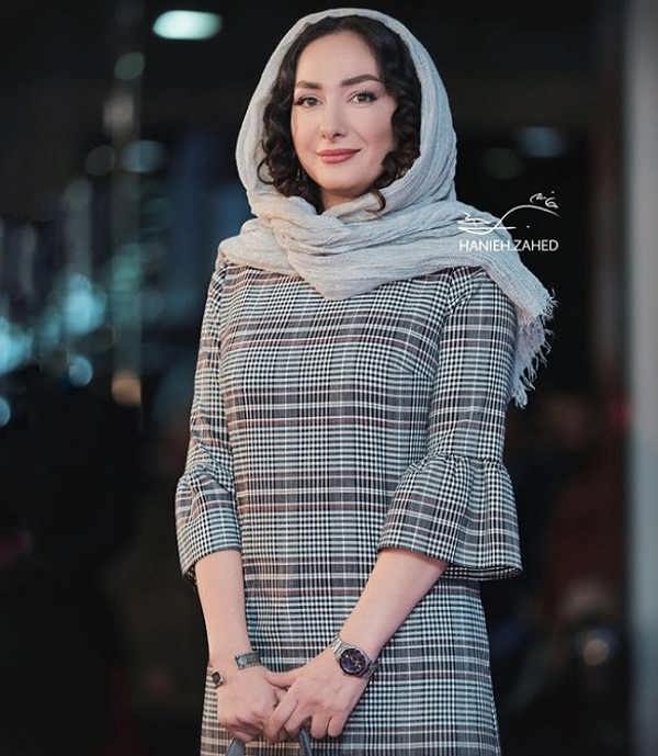 مدل مانتو بازیگران در جشنواره فجر ۹۷ - هانیه توسلی