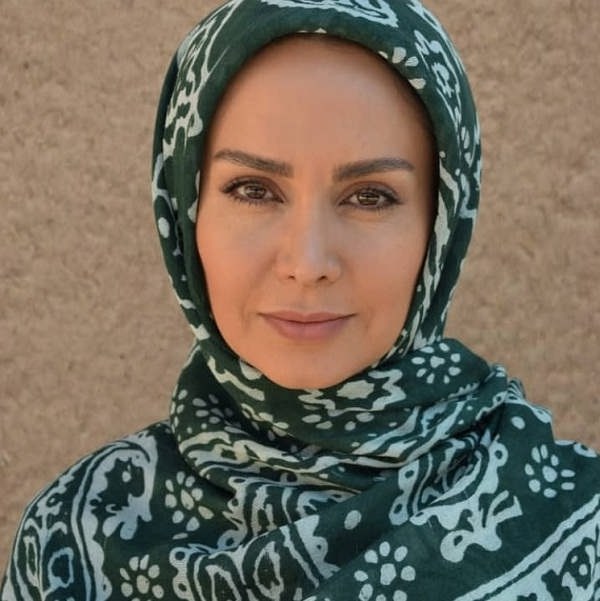 مریم خدارحمی بازیگر نقش گلرخ در سریال خاک گرم